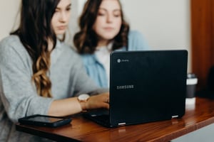 Top things to consider when choosing an advanced signature solution